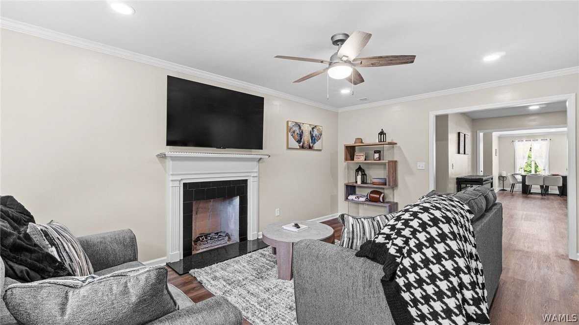 110 Circlewood - Photo 2 of 50