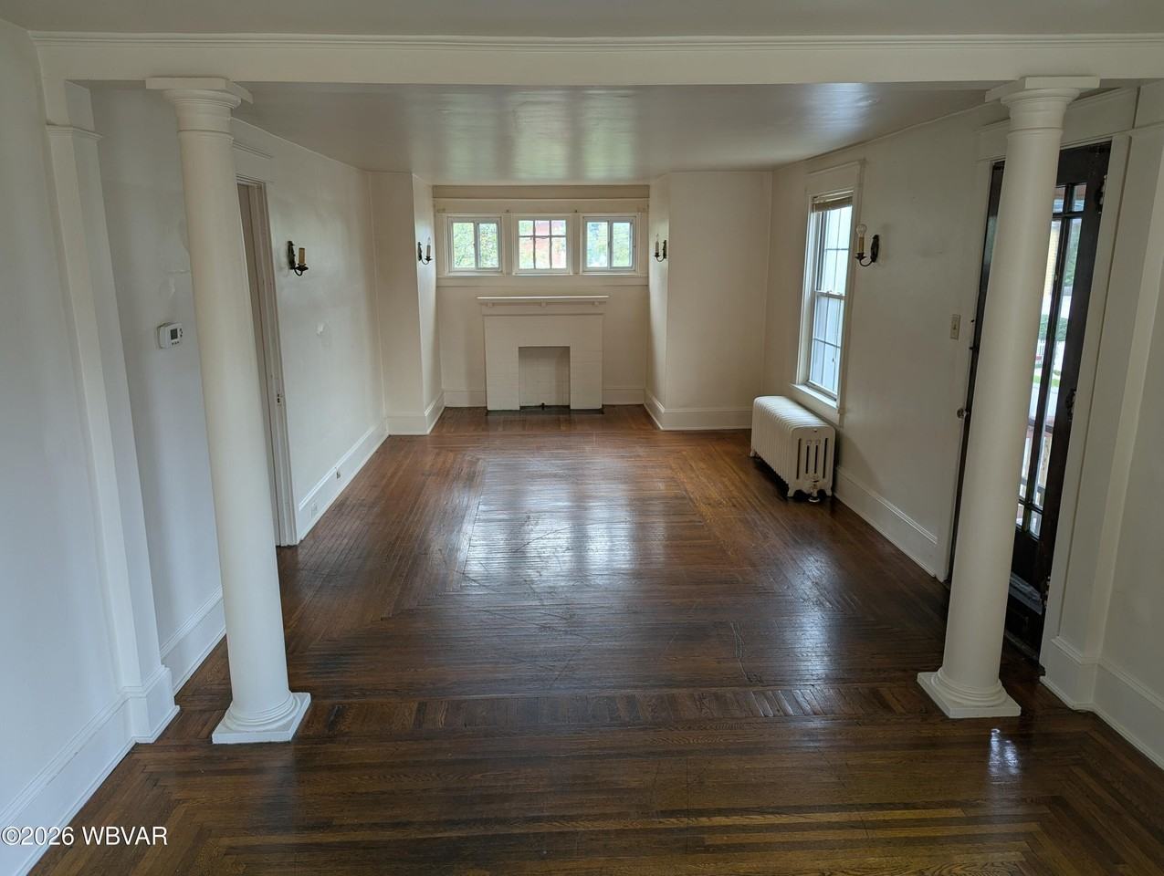 662 2nd Ave - Photo 2 of 6