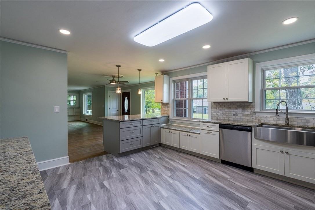 503 Southway St - Photo 4 of 21