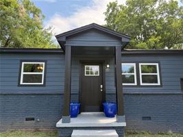 featured image of 604 E 54th St #1