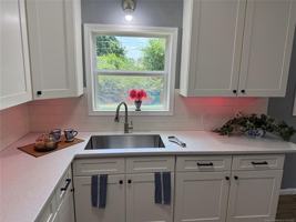 featured image of 604 E 54th St #1