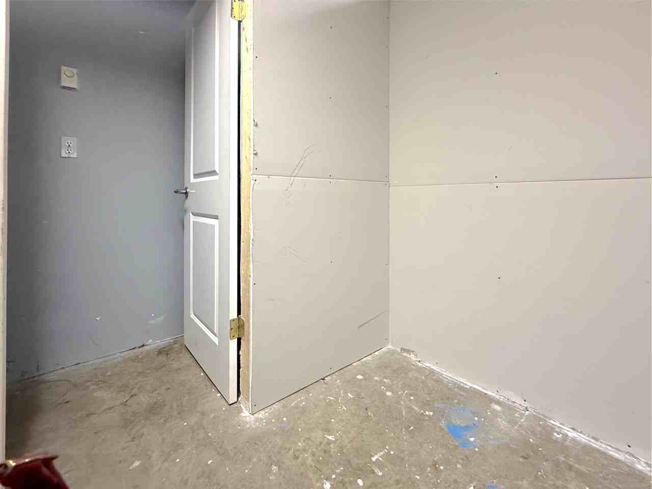 14700 107 Ave - Photo 6 of 11