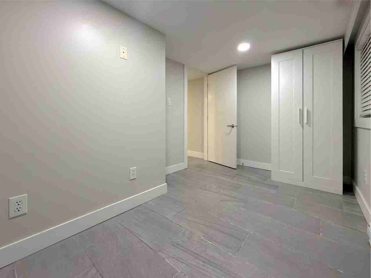 14700 107 Ave - Photo 4 of 11
