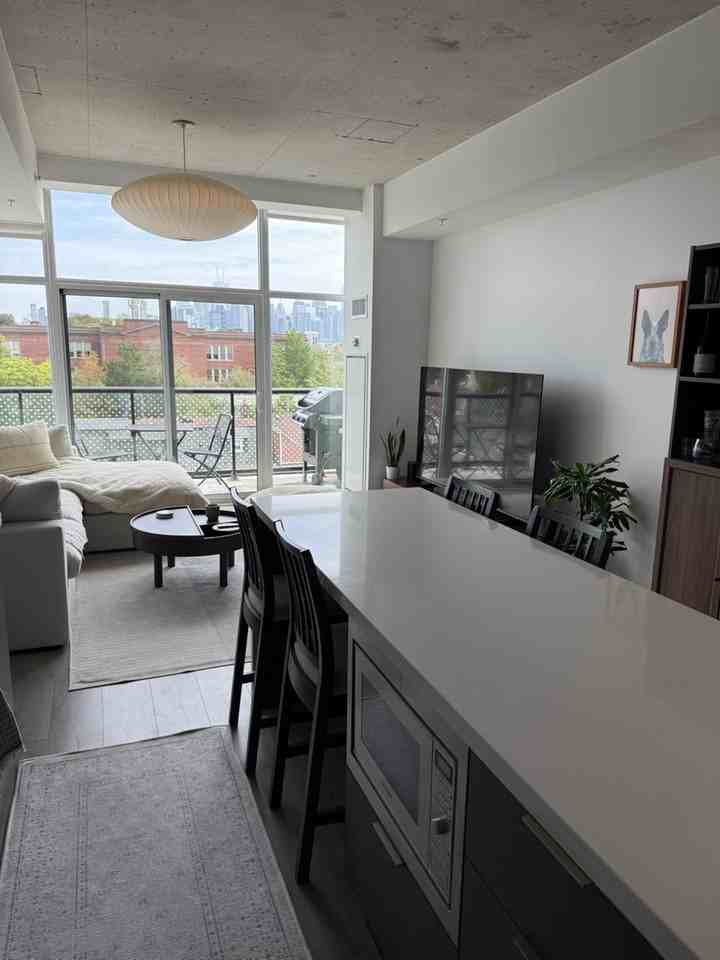 109 Ossington Avenue #511 - Photo 2 of 20