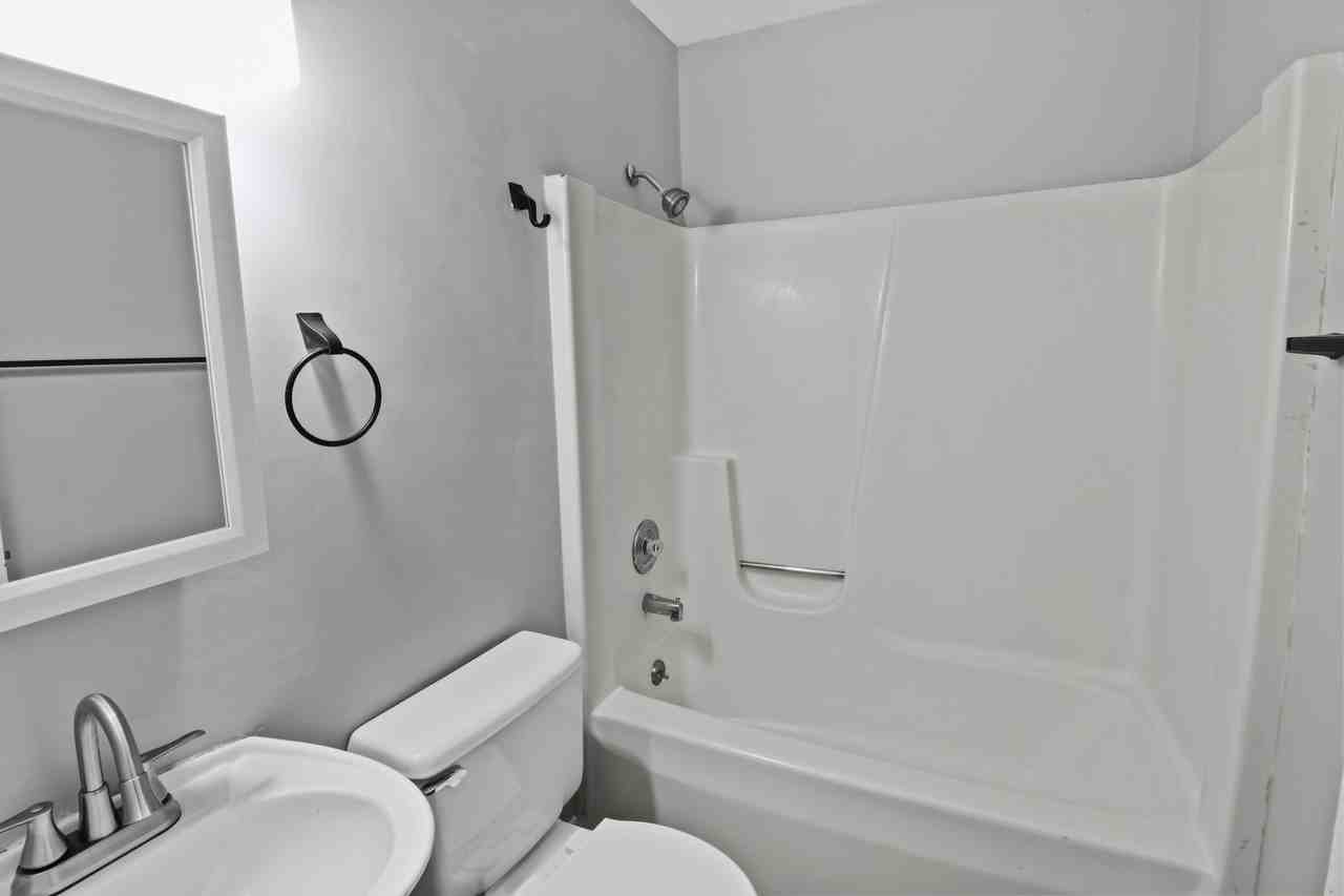 3213 York Dr #0 - Photo 5 of 14