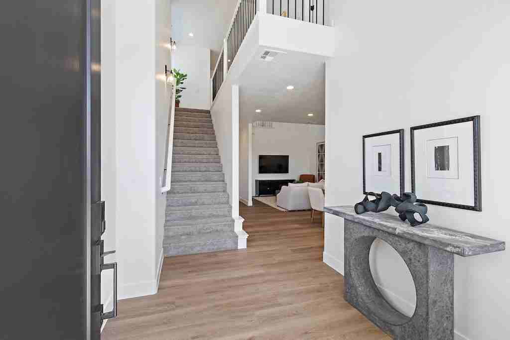 1090 W Albertine Ln #125 - Photo 2 of 31