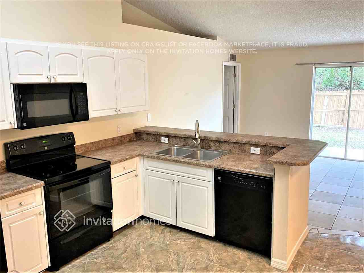 4403 Gamwell Dr - Photo 5 of 14
