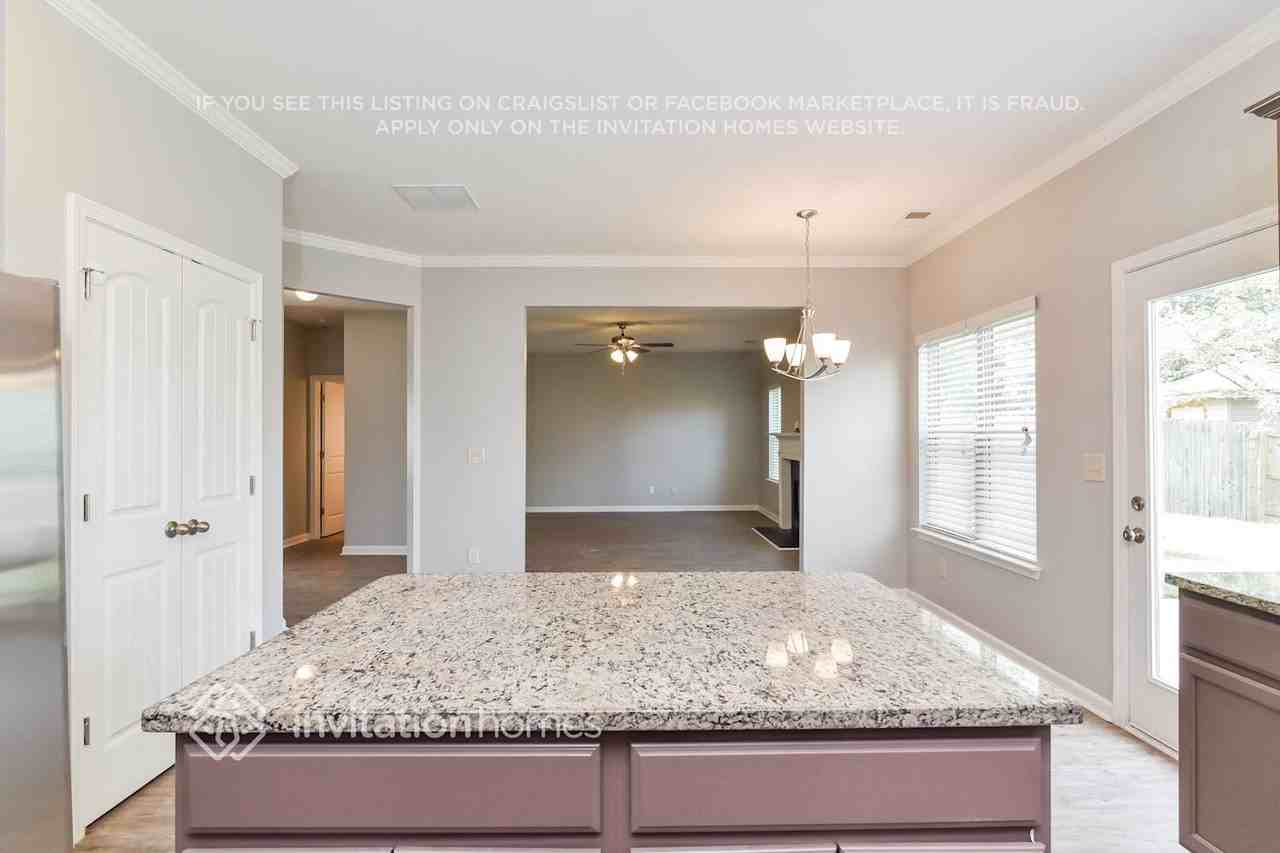 4100 Whitfield Oak Way - Photo 4 of 13