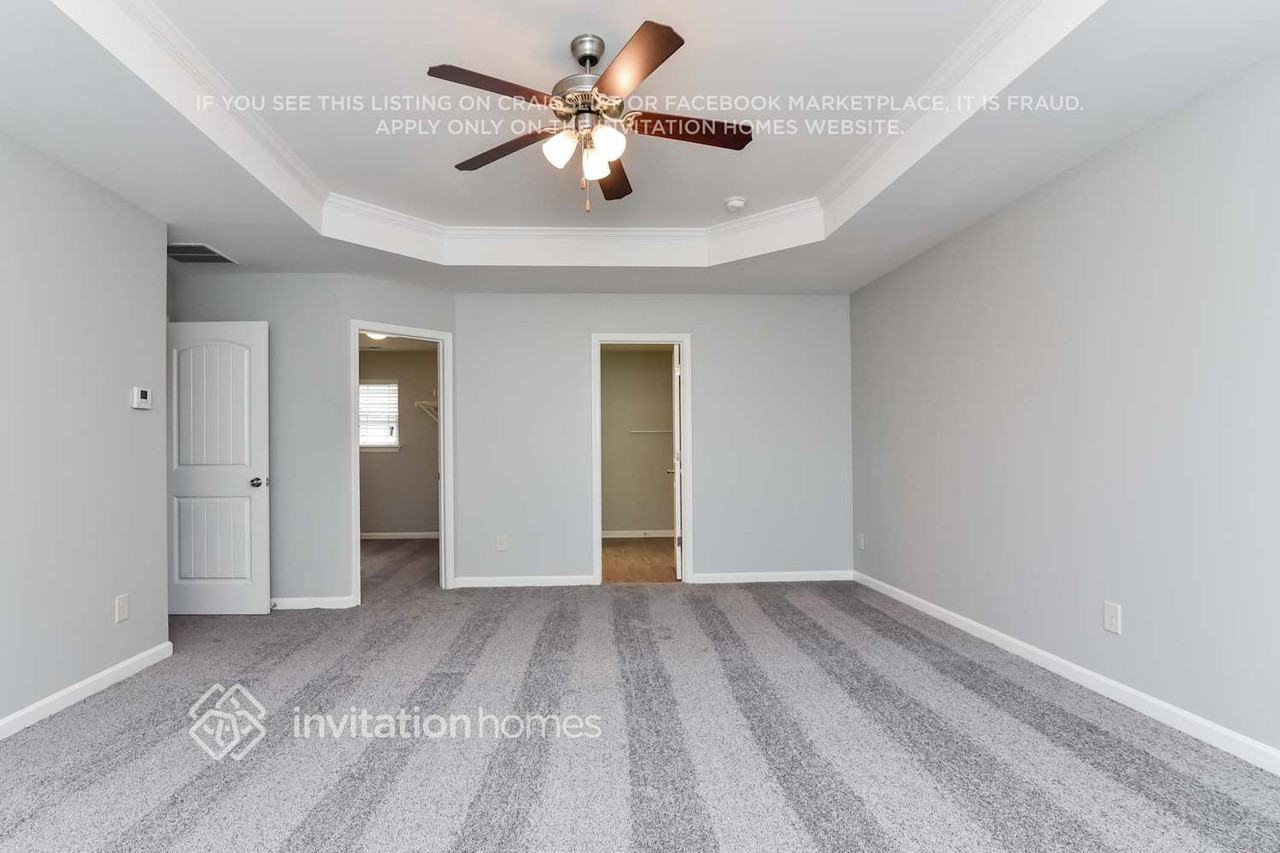 4100 Whitfield Oak Way - Photo 5 of 13