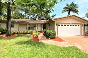featured image of 1162 Sw 12th Rd