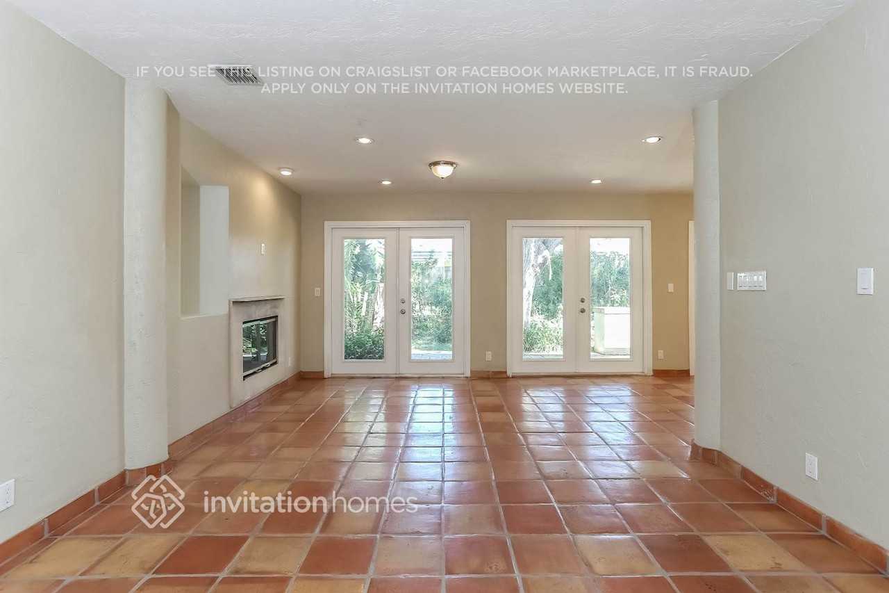 1162 Sw 12th Rd - Photo 2 of 17