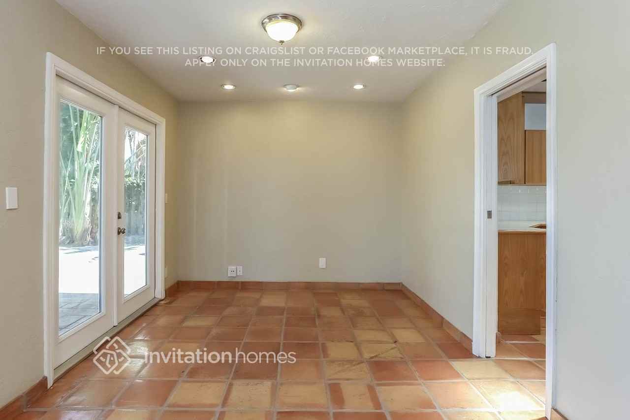 1162 Sw 12th Rd - Photo 5 of 17