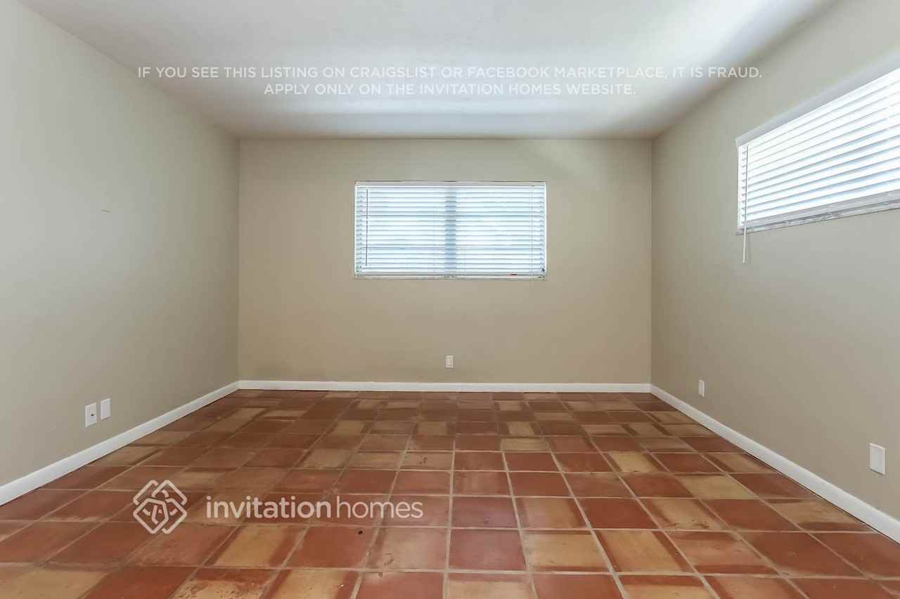 1162 Sw 12th Rd - Photo 7 of 17