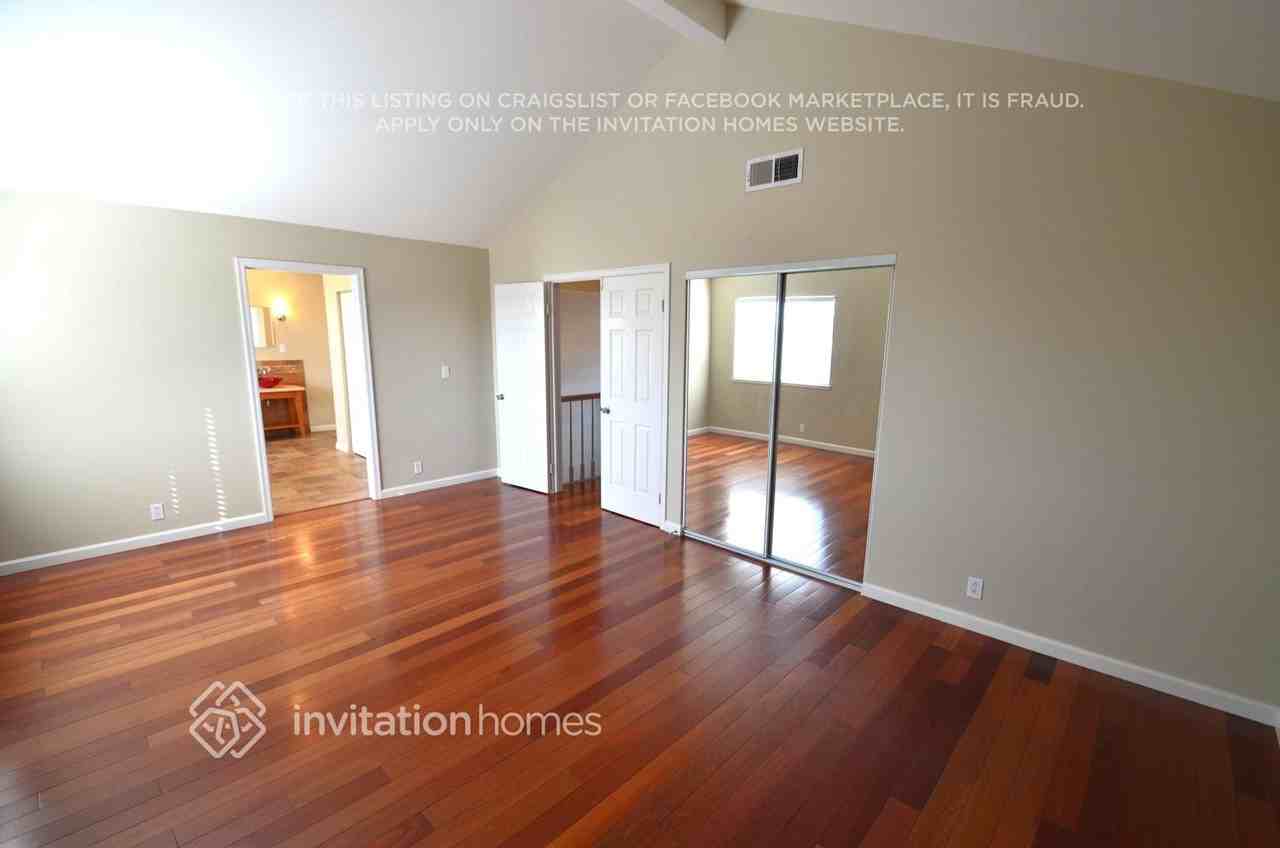 4436 Deerfield Dr - Photo 7 of 16