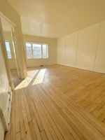 featured image of 8 1/2 W Lake St #1