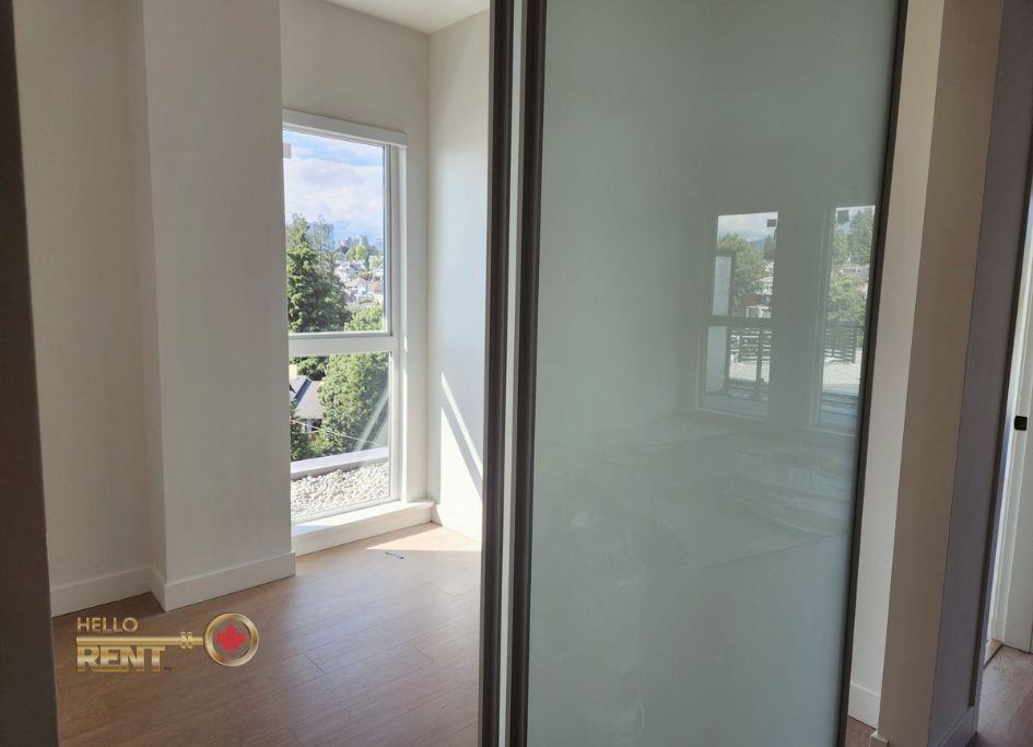 422 East 3rd Street #667 - Photo 7 of 25