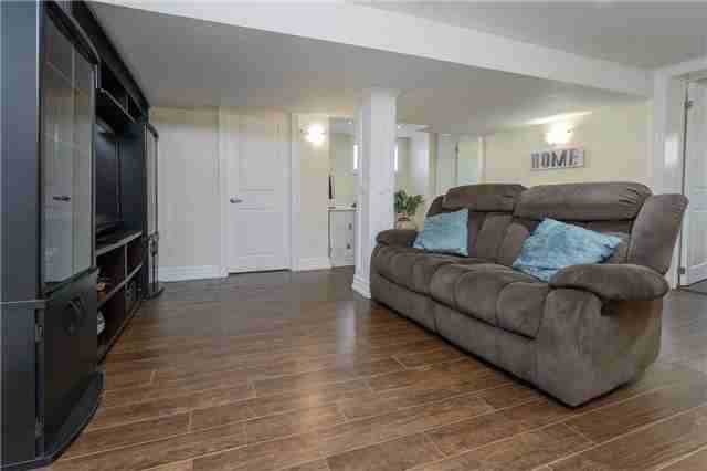 95 Cuffley Crescent North #2 - Photo 6 of 22