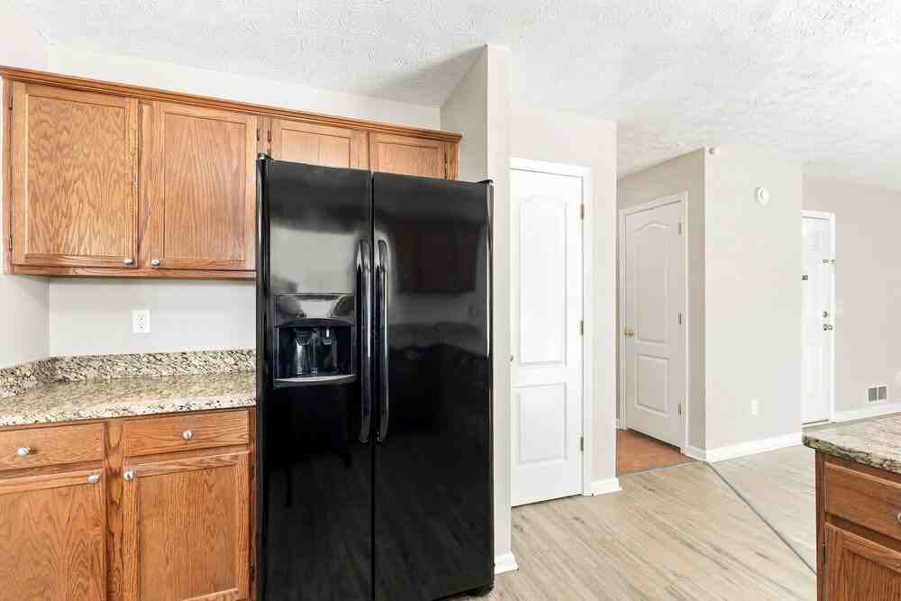 2915 Emerson Lake Dr - Photo 7 of 17