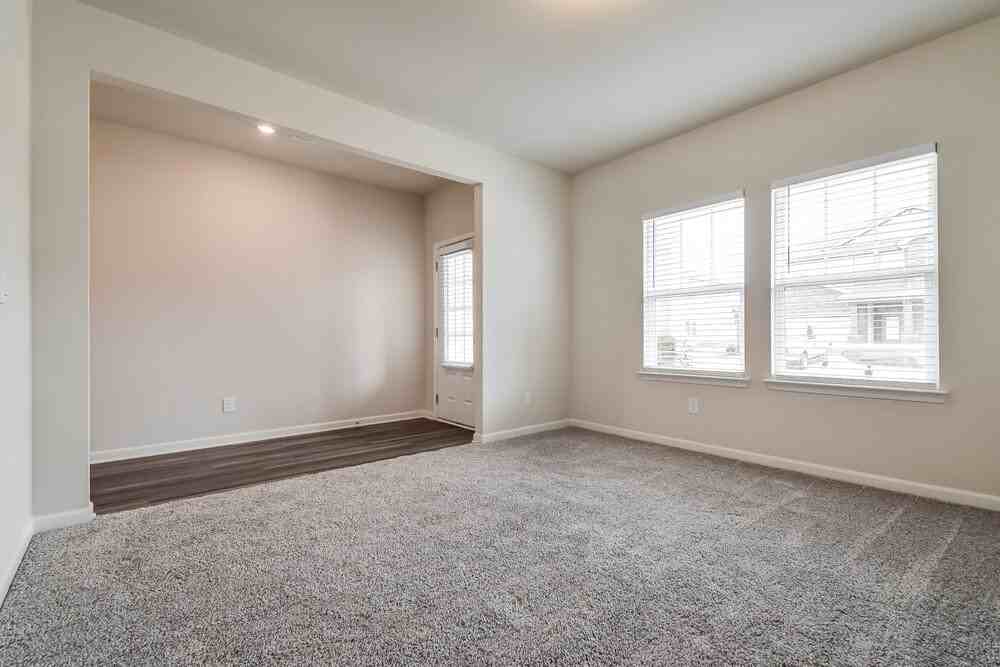 5854 Union Grove Dr - Photo 6 of 17