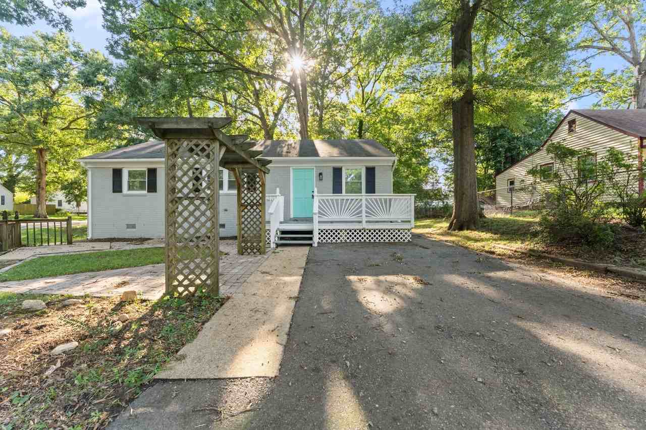 9366 Quinnford Blvd #9366 - Photo 3 of 27