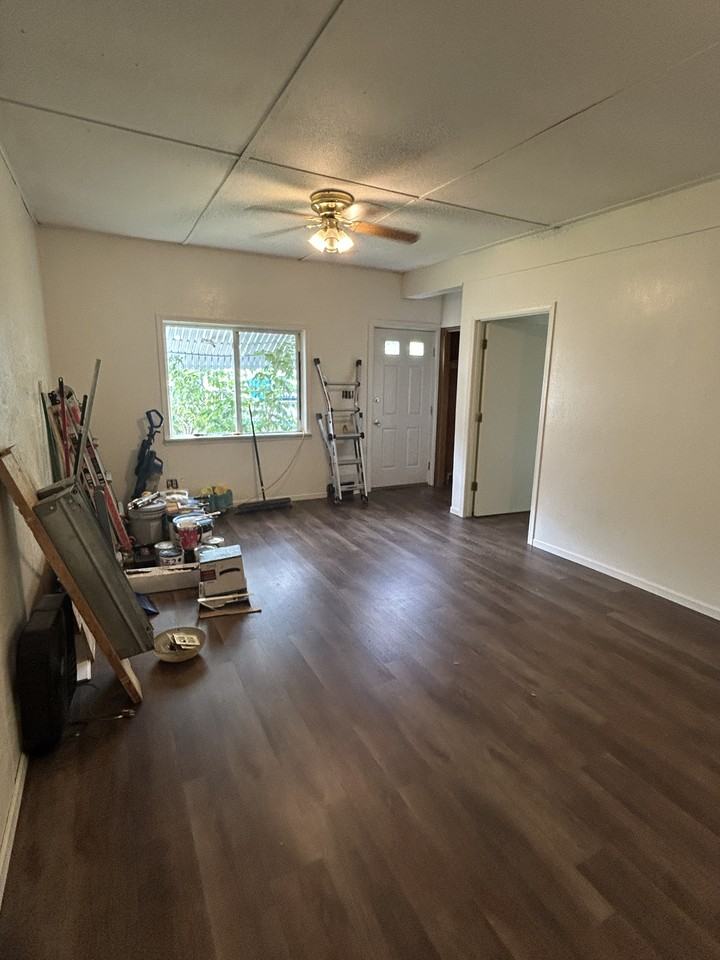 3748 4th Ave E Lowr - Photo 5 of 8