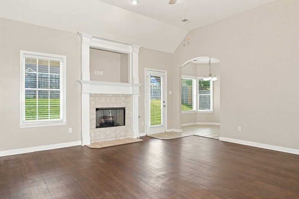 55 Mossy Springs Dr - Photo 4 of 16