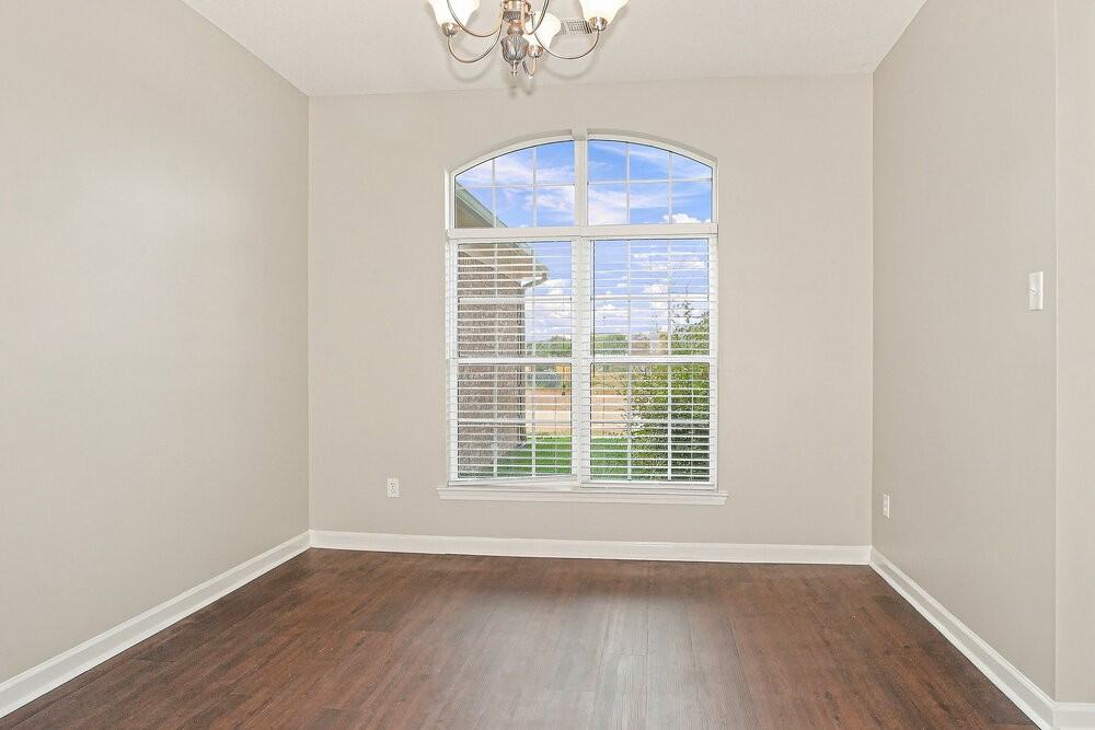 55 Mossy Springs Dr - Photo 6 of 16