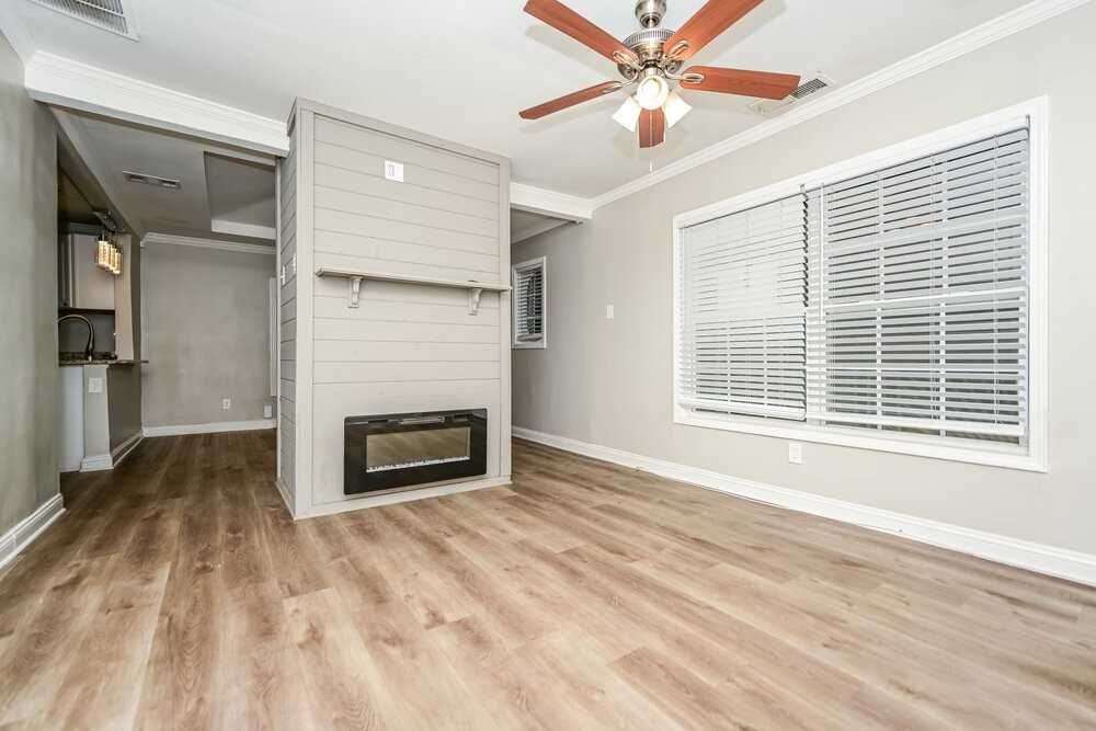 1315 Dorsey St Sw - Photo 3 of 16