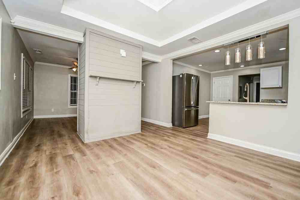 1315 Dorsey St Sw - Photo 5 of 16