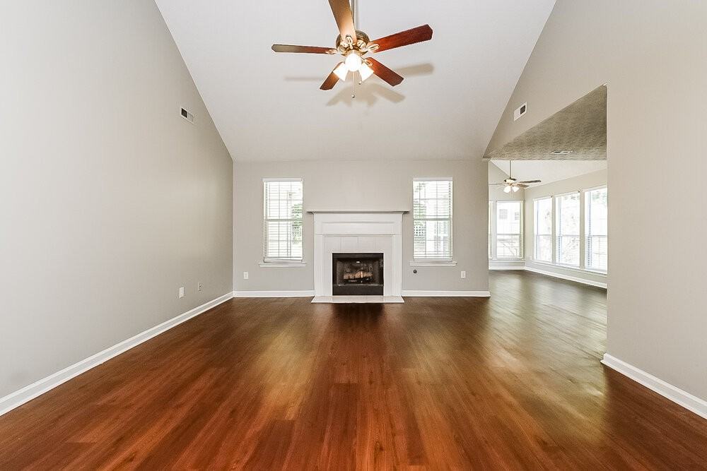 188 Willow Springs Ln - Photo 5 of 16