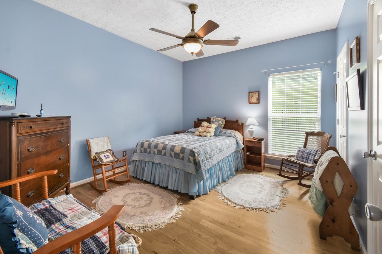 1009 Stafford Ct #1 - Photo 6 of 23