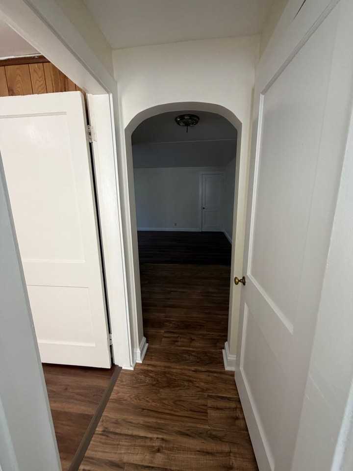 46 Main St - Photo 5 of 7