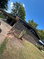 featured image of 222 Brookbriar Dr