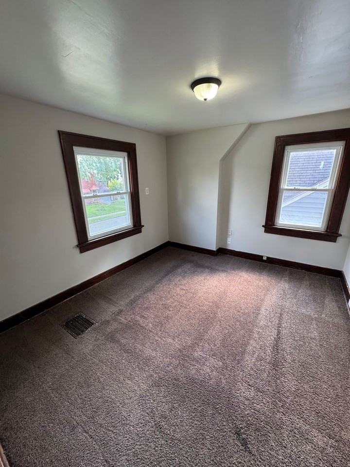 3528 Reed St - Photo 6 of 9