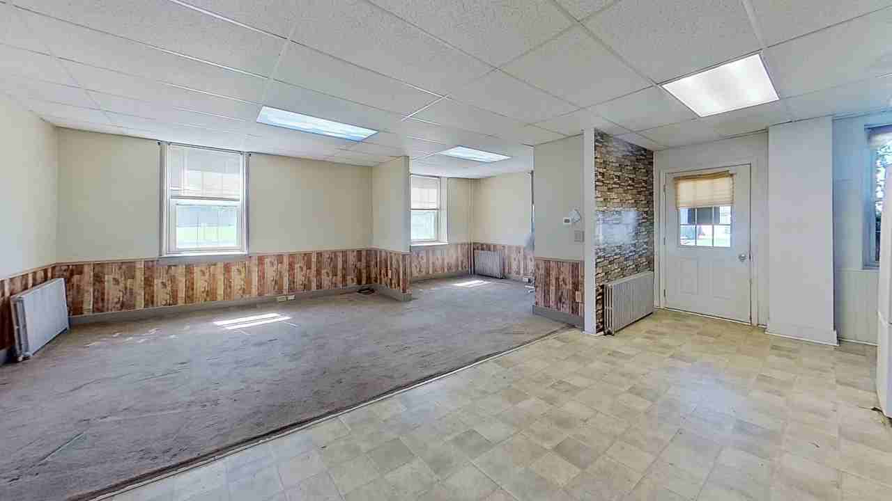 693 Kralltown Rd - Photo 4 of 8