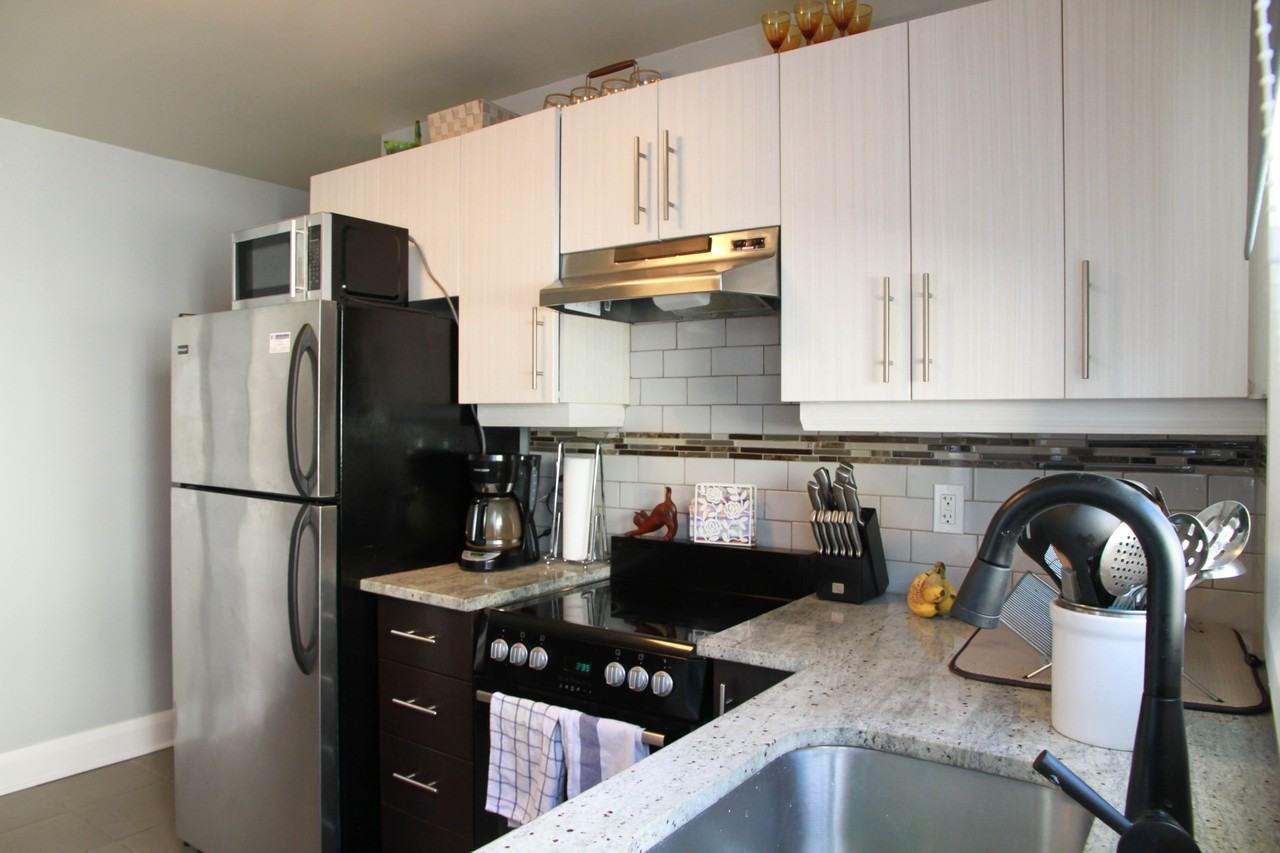 London Terrace Lofts - Photo 2 of 10