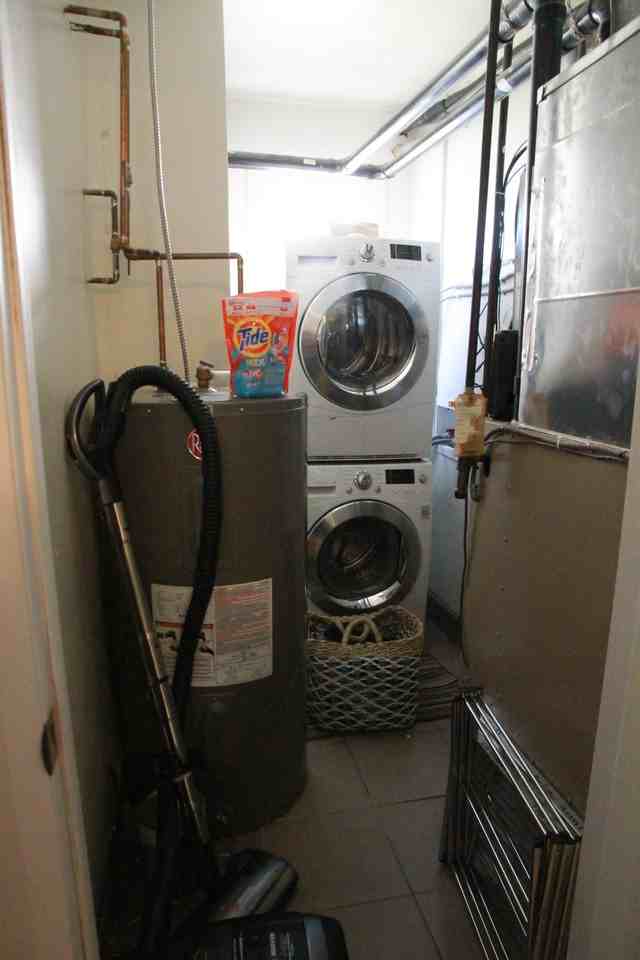 London Terrace Lofts - Photo 4 of 10