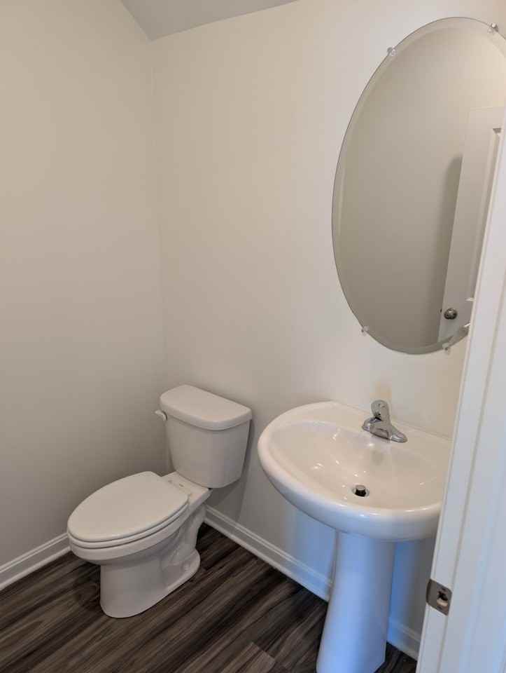 450 Locust Run Dr - Photo 6 of 21