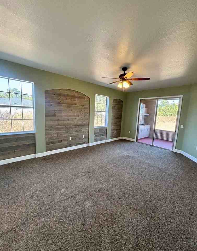 331 Marion Oaks Trl - Photo 5 of 7