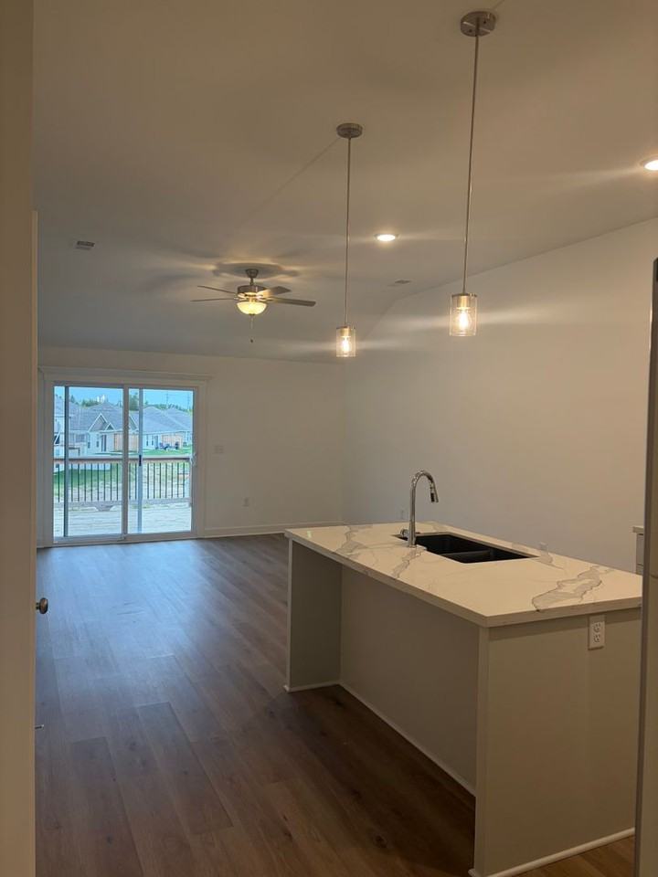 9310 N Lenox Ave - Photo 3 of 19