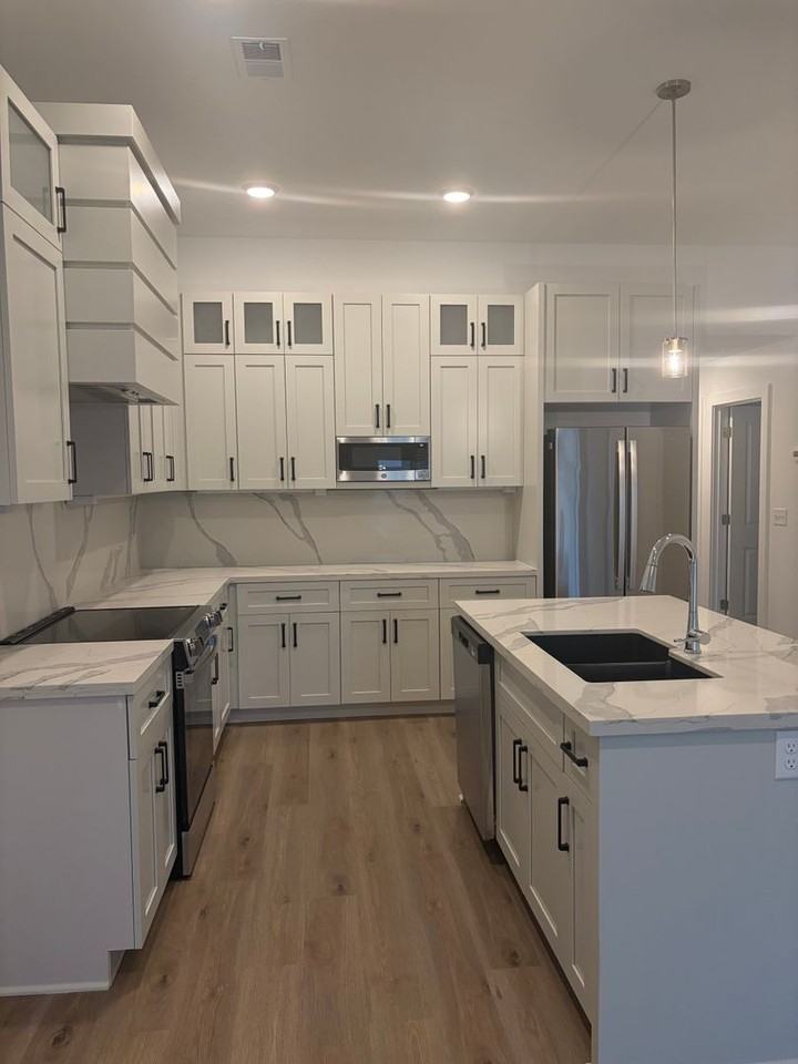 9310 N Lenox Ave - Photo 4 of 19