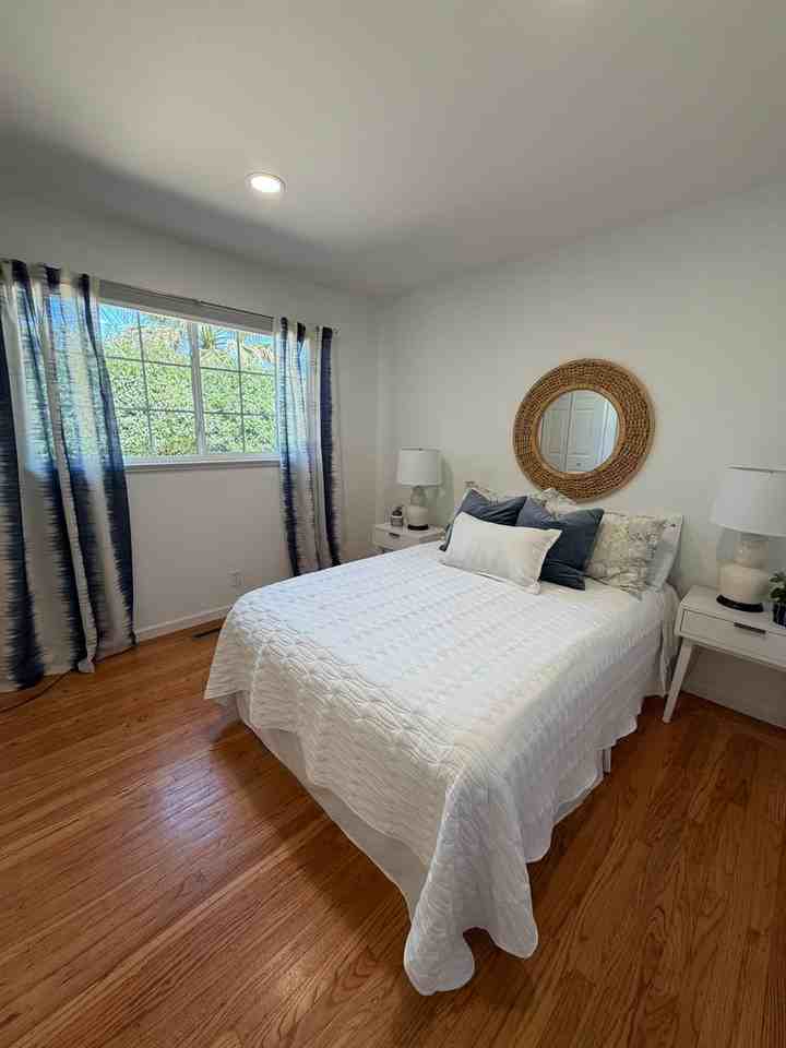 1139 Lovell Ct - Photo 5 of 26