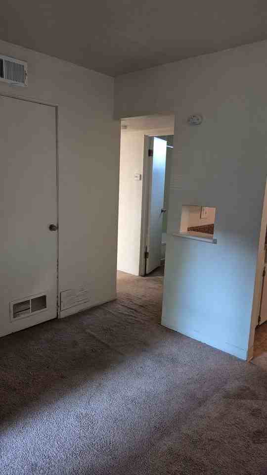 611 1st St #1 - Photo 2 of 14