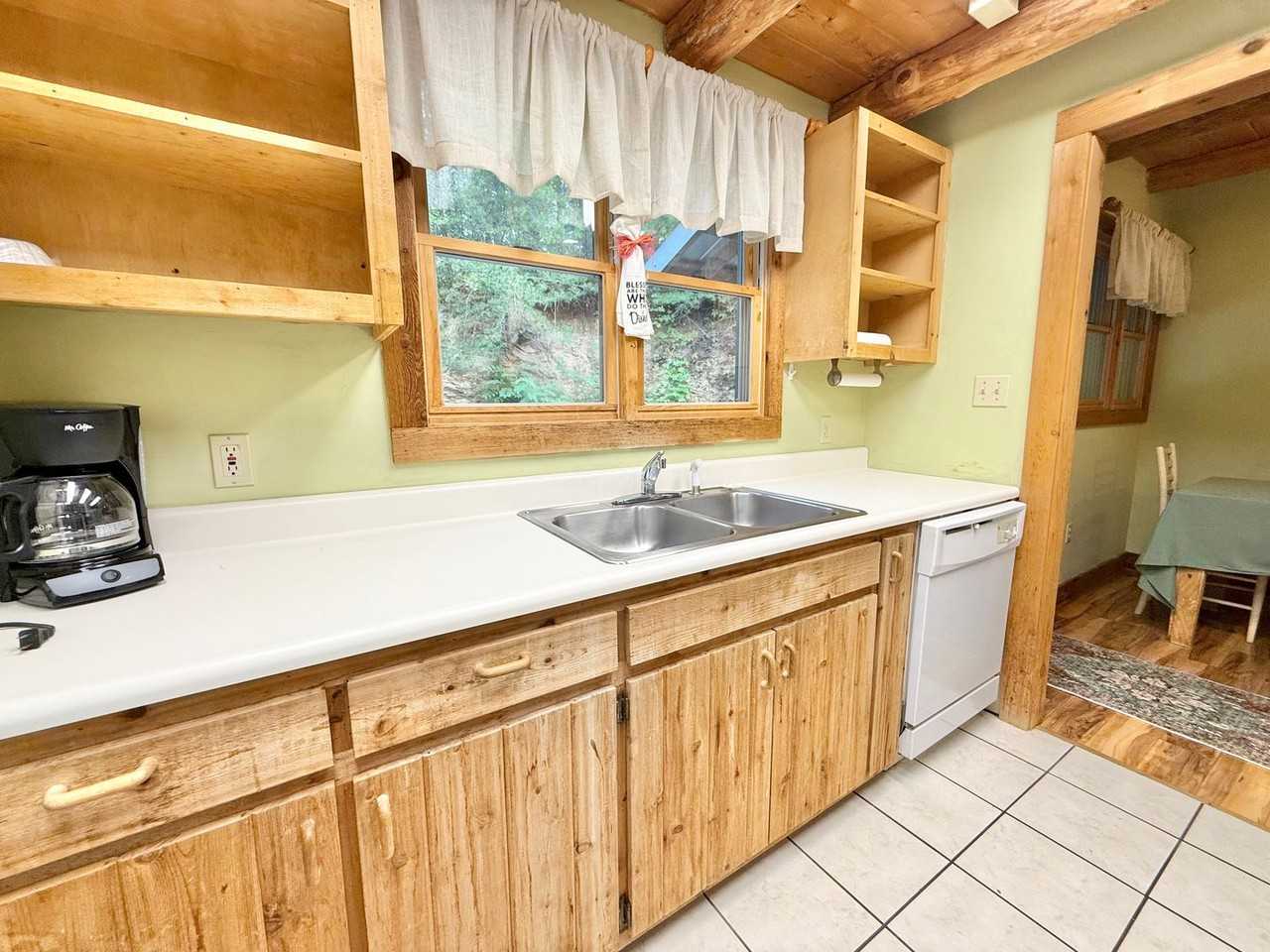 219 Cutter Gap Rd - Photo 7 of 29
