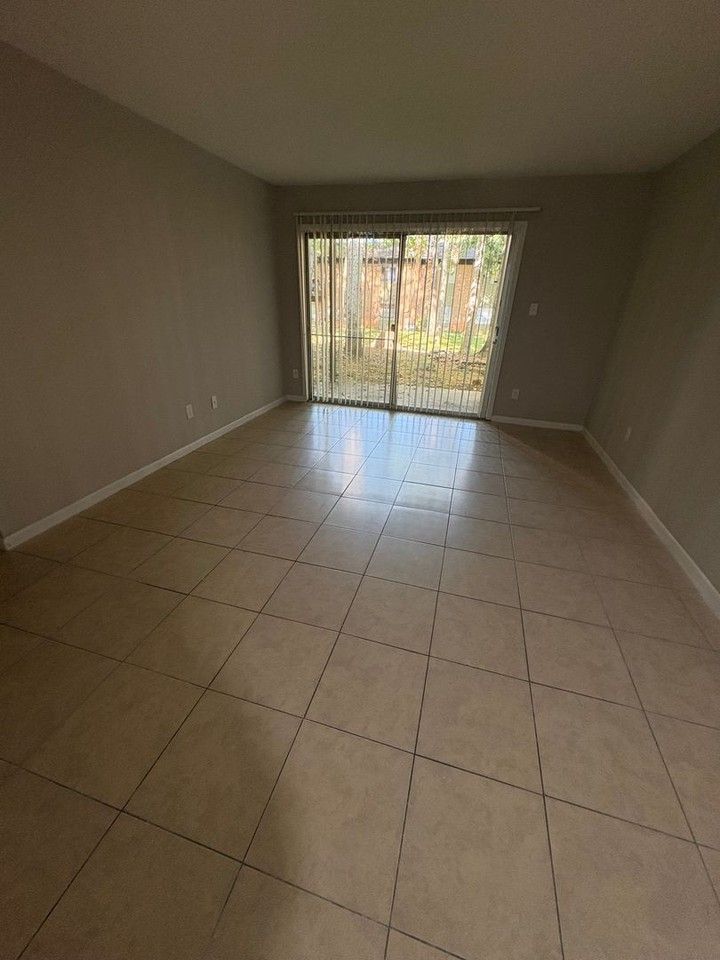219 Orchard Trace Ln #4 - Photo 4 of 12