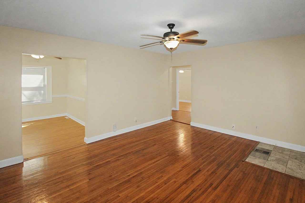 3718 Mcmillan St - Photo 5 of 19