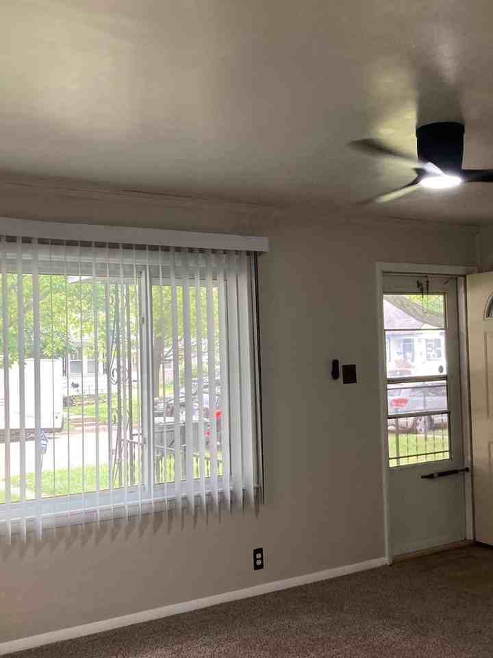 2207 S Grant St - Photo 2 of 16