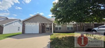 featured image of 1105 Nw Willow Dr