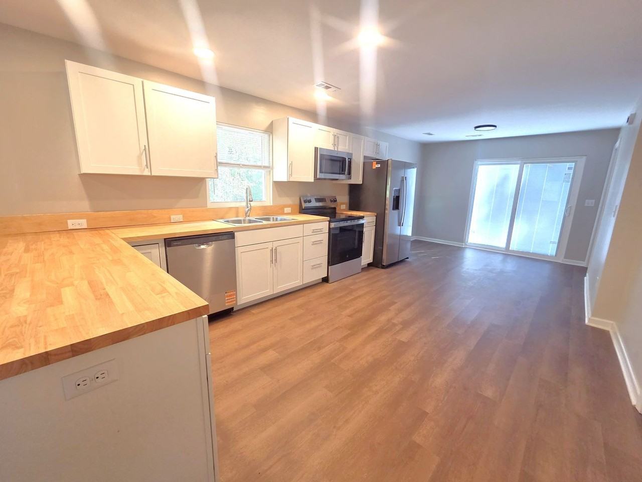 5888 Centerville Rd - Photo 5 of 18