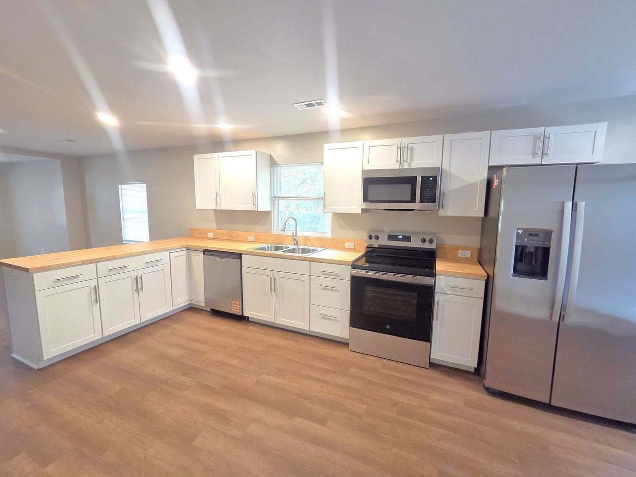 5888 Centerville Rd - Photo 7 of 18